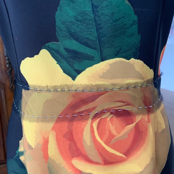 Babylon Collection Dress - Picture 7 of 8